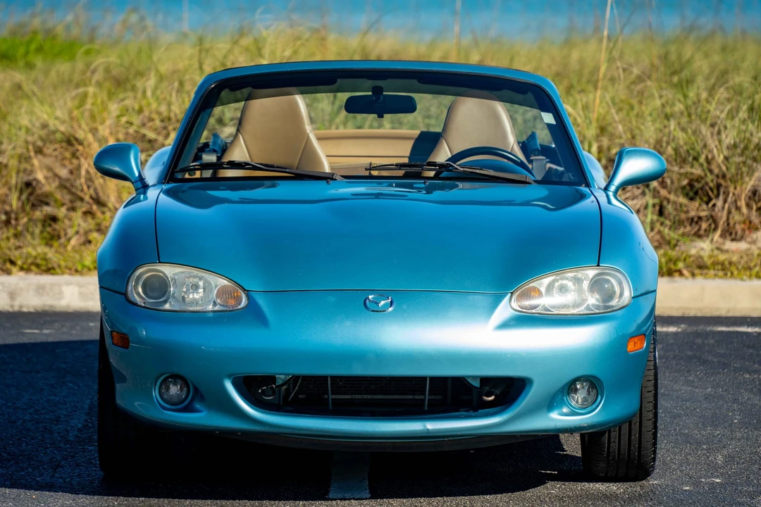 2002 Mazda NB MX-5 Miata - Image 5 of 31