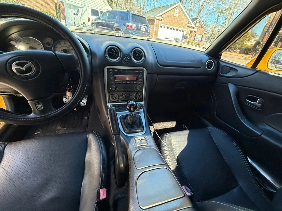 2002 Mazda NB MX-5 Miata - Image 14 of 16