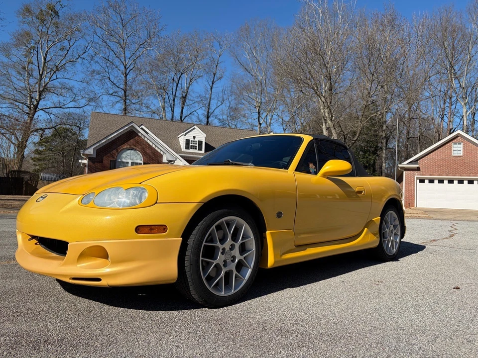 2002 Mazda NB MX-5 Miata - Image 3 of 16