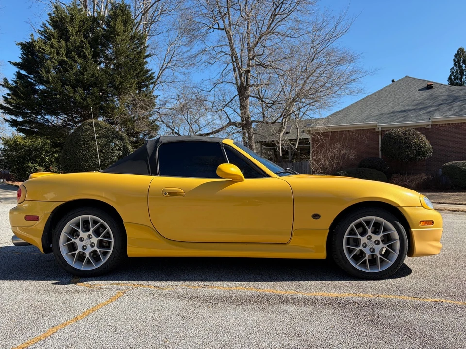 2002 Mazda NB MX-5 Miata - Image 6 of 16