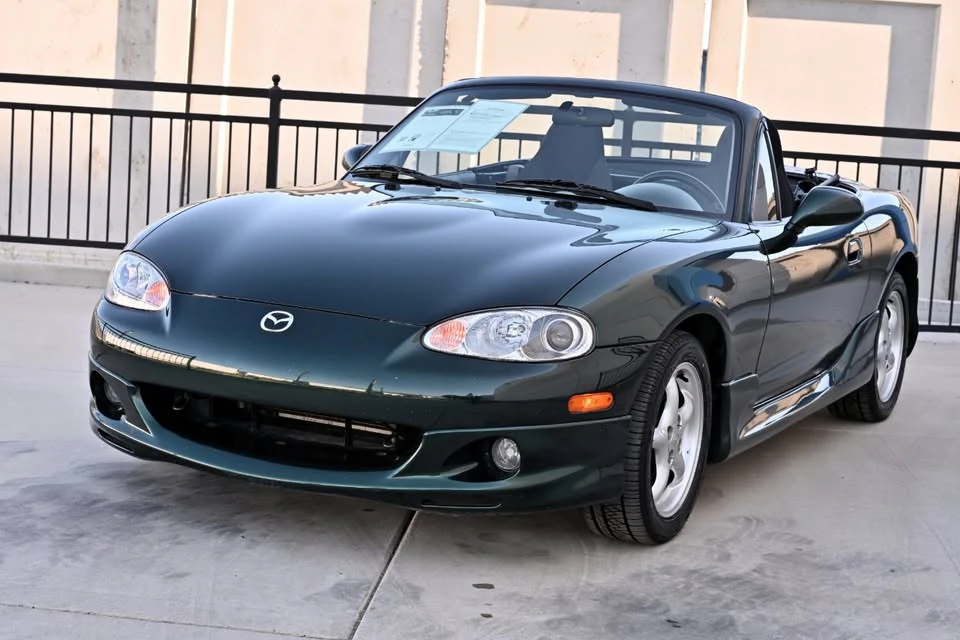 2002 Mazda NB MX-5 Miata - Image 3 of 20