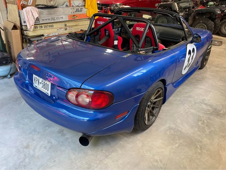 2002 Mazda NB MX-5 Miata - Image 3 of 20