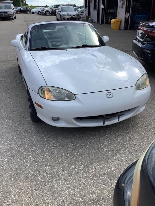 2002 Mazda NB MX-5 Miata - Image 3 of 8
