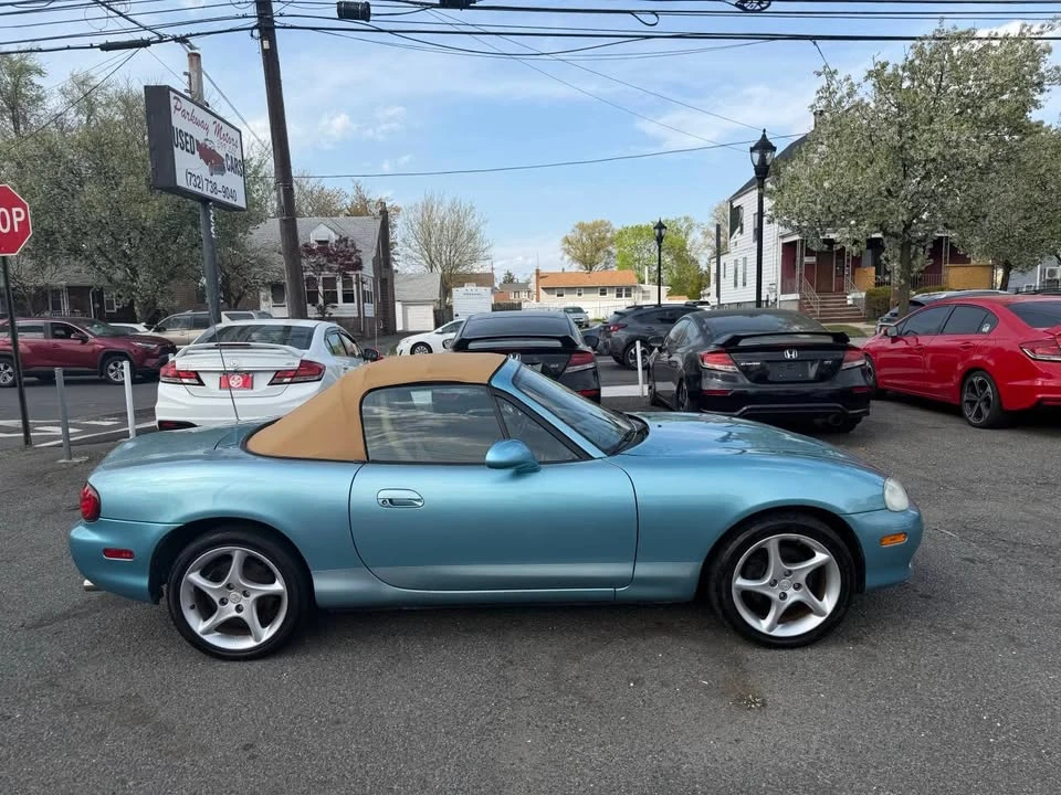 2002 Mazda NB MX-5 Miata - Image 8 of 15