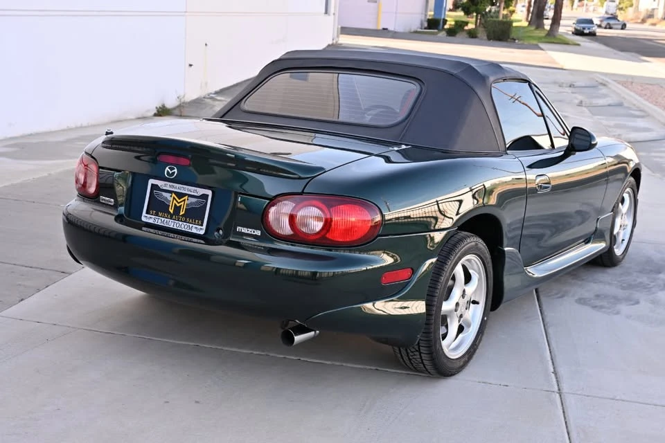 2002 Mazda NB MX-5 Miata - Image 11 of 20