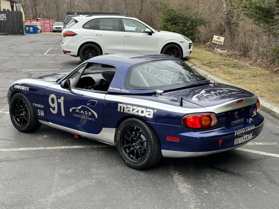 2002 Mazda NB MX-5 Miata - Image 19 of 31