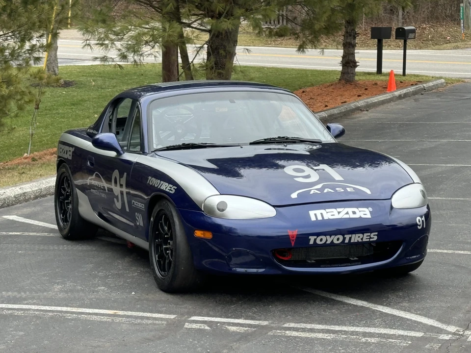 2002 Mazda NB MX-5 Miata - Image 10 of 31
