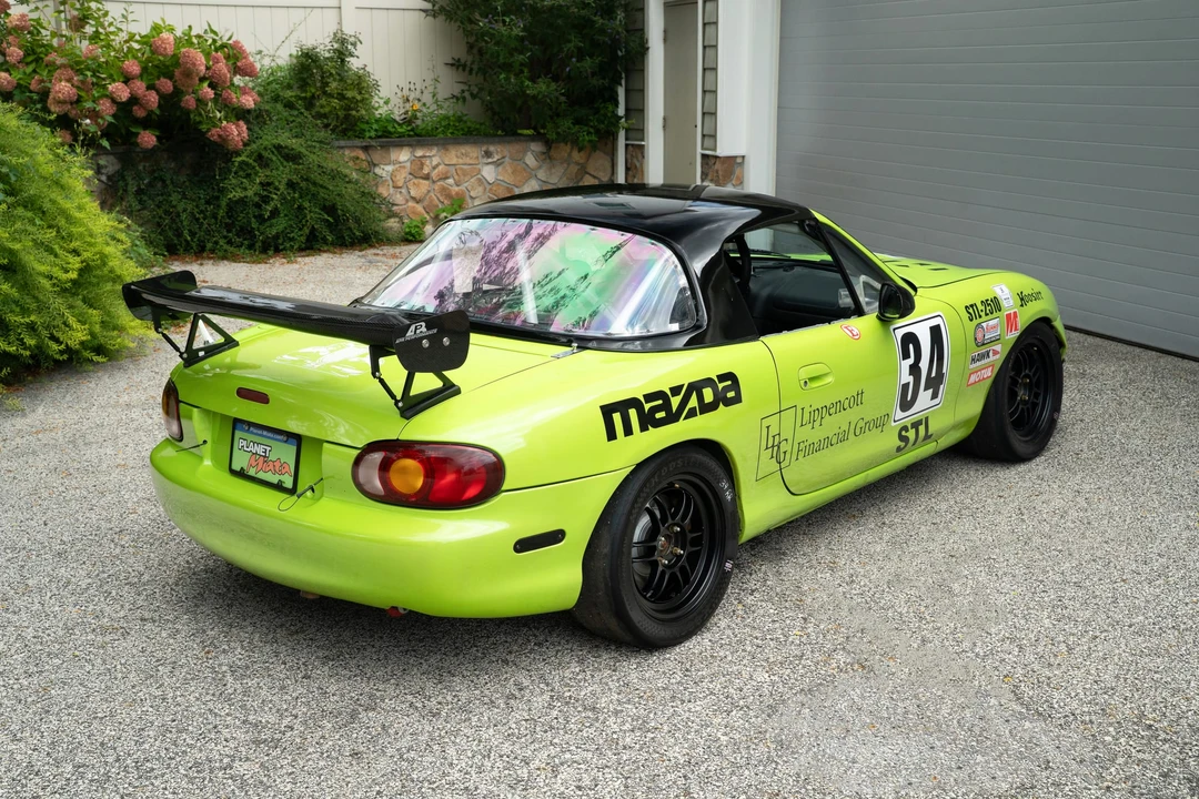 2002 Mazda NB MX-5 Miata - Image 17 of 31