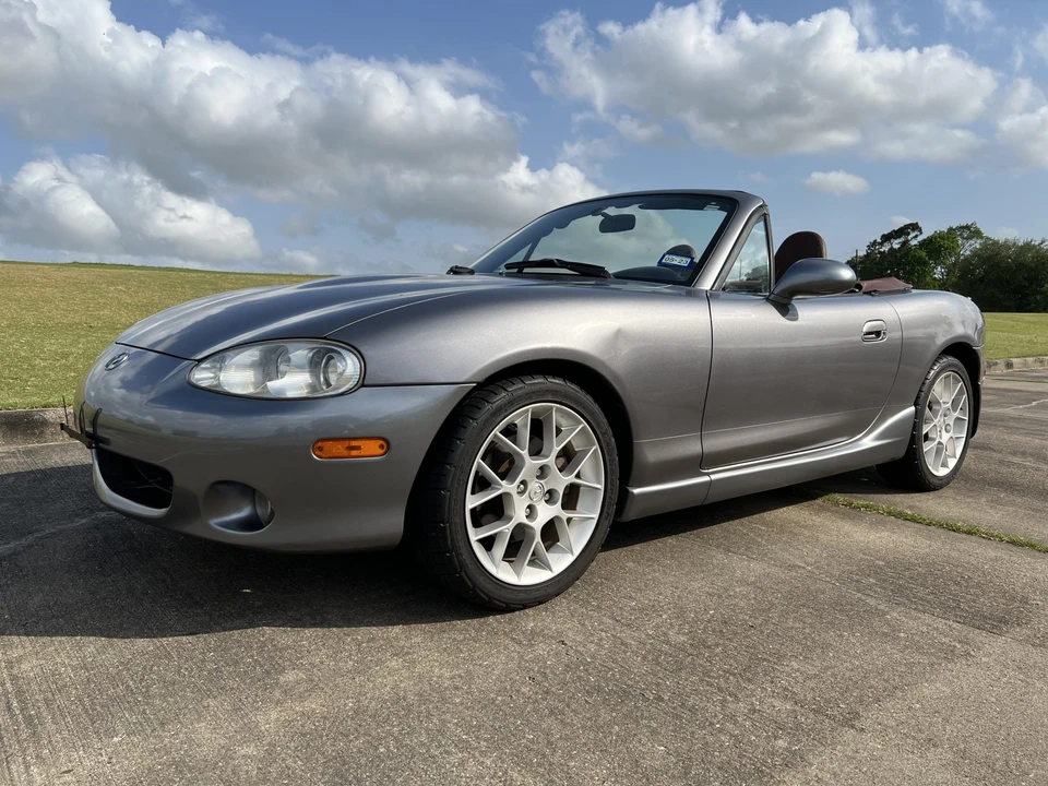 2002 Mazda NB MX-5 Miata - Image 3 of 31