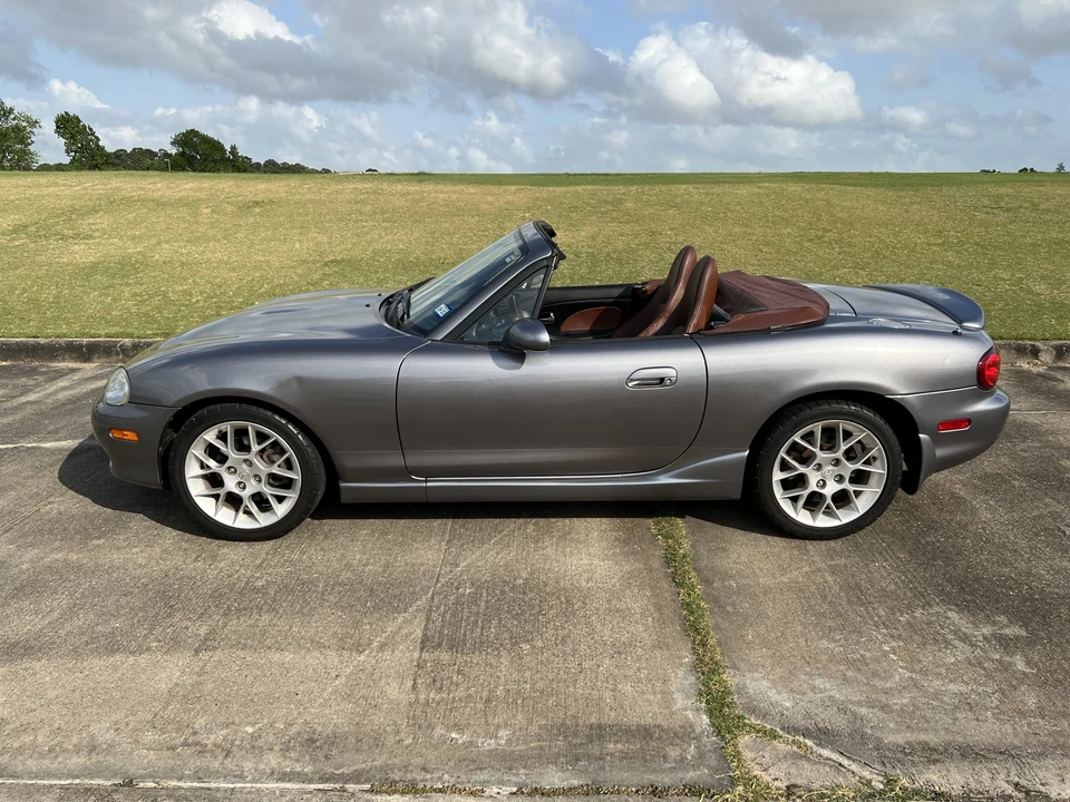2002 Mazda NB MX-5 Miata - Image 6 of 31