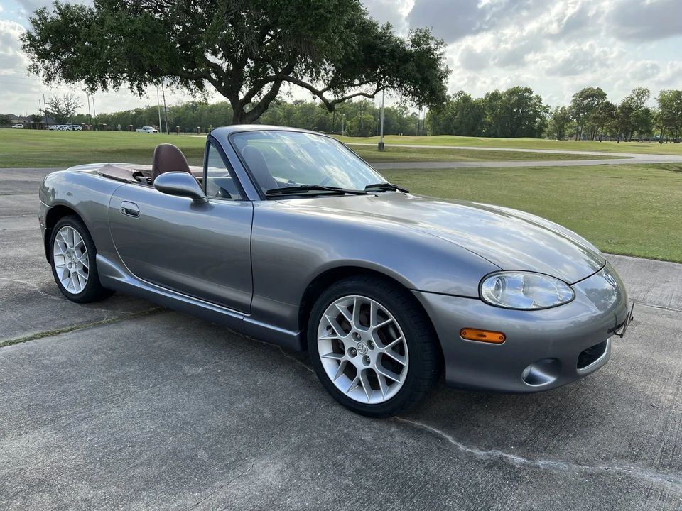 2002 Mazda NB MX-5 Miata - Image 16 of 31