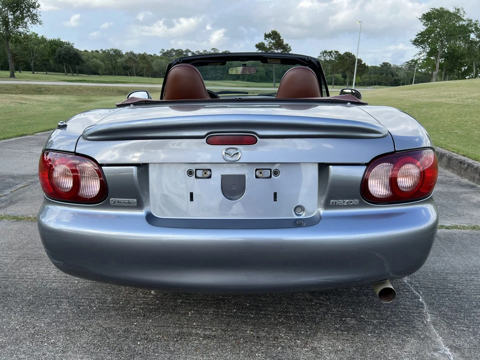 2002 Mazda NB MX-5 Miata - Image 10 of 31