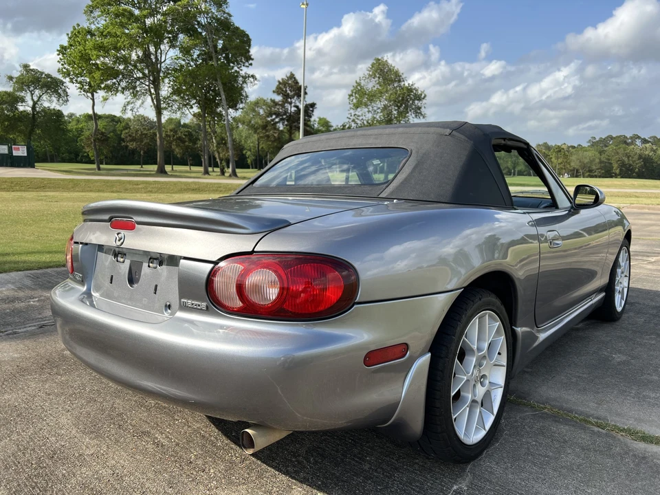 2002 Mazda NB MX-5 Miata - Image 25 of 31