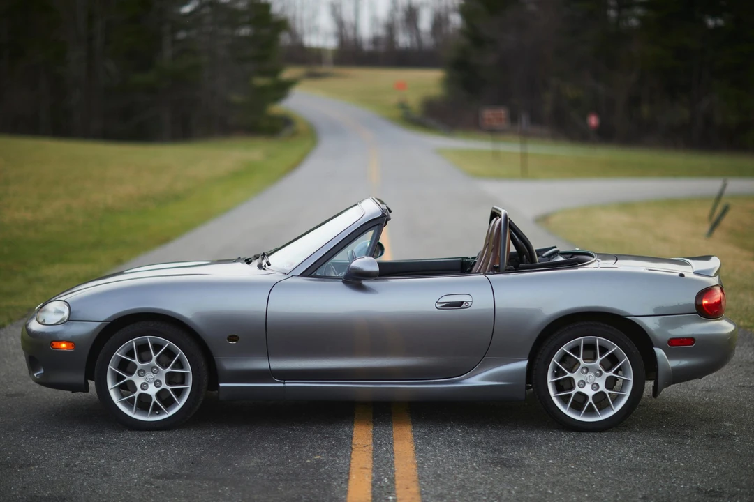 2002 Mazda NB MX-5 Miata - Image 17 of 31