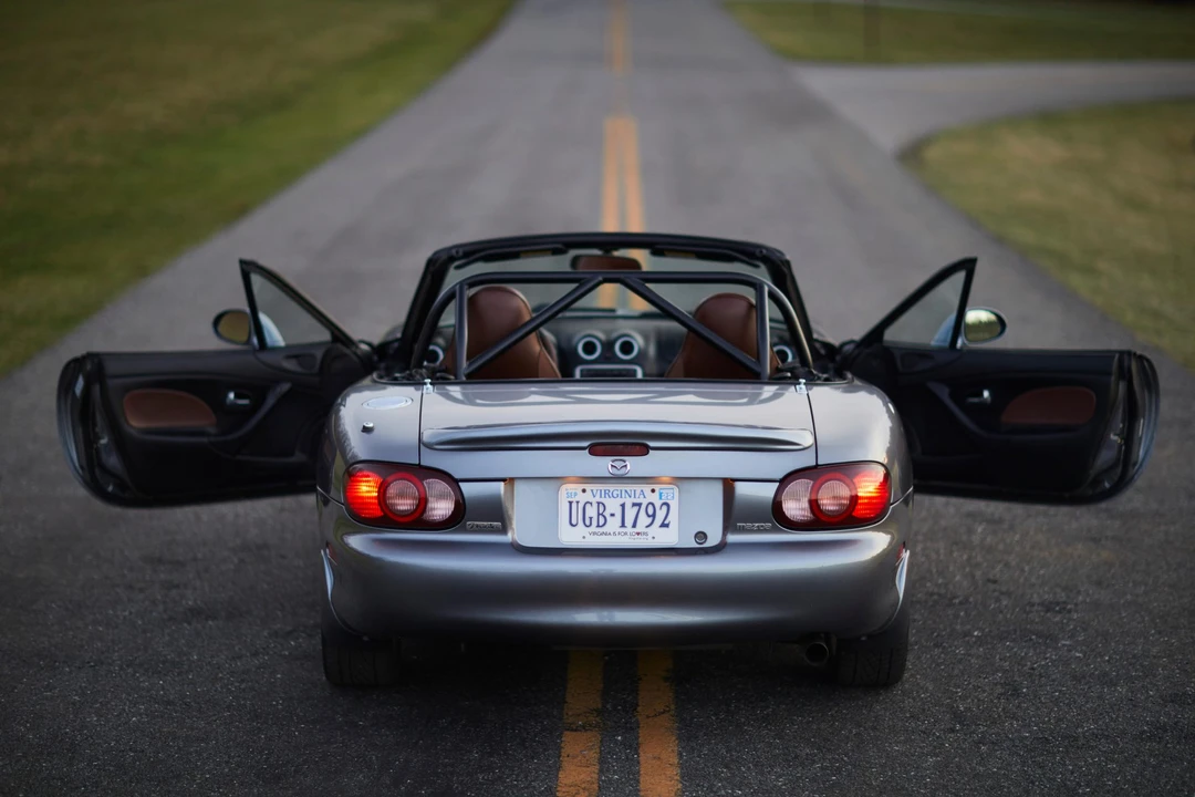 2002 Mazda NB MX-5 Miata - Image 7 of 31