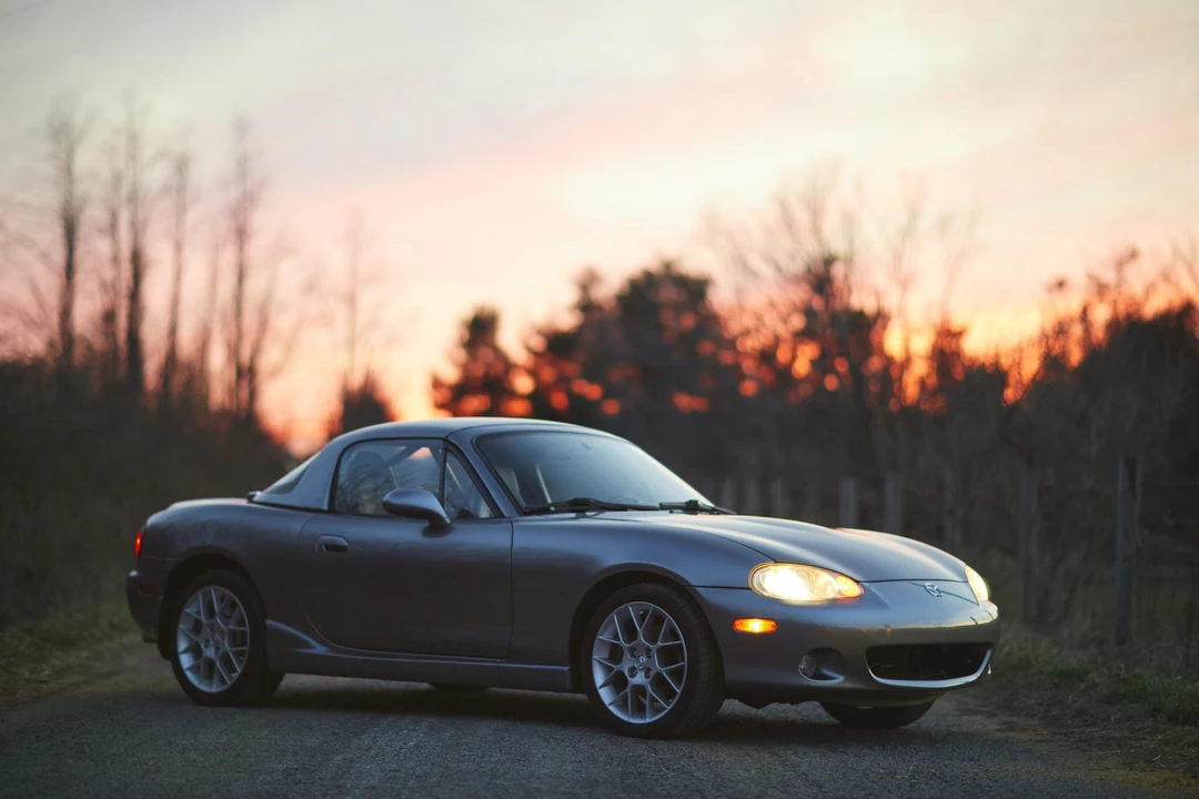 2002 Mazda NB MX-5 Miata - Image 28 of 31