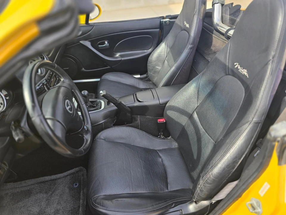 2002 Mazda NB MX-5 Miata - Image 15 of 17