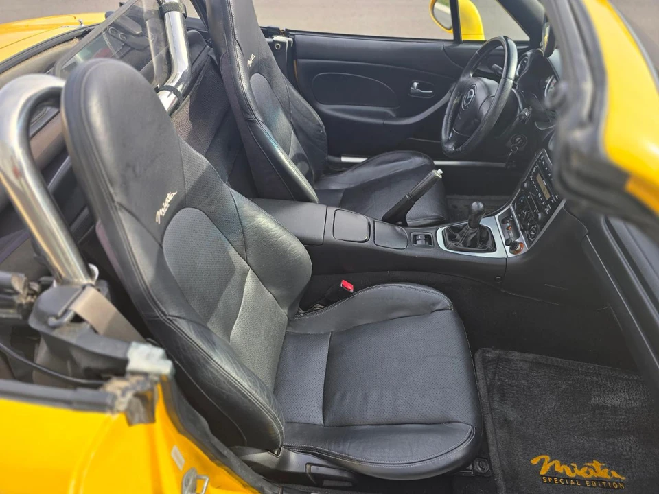 2002 Mazda NB MX-5 Miata - Image 16 of 17