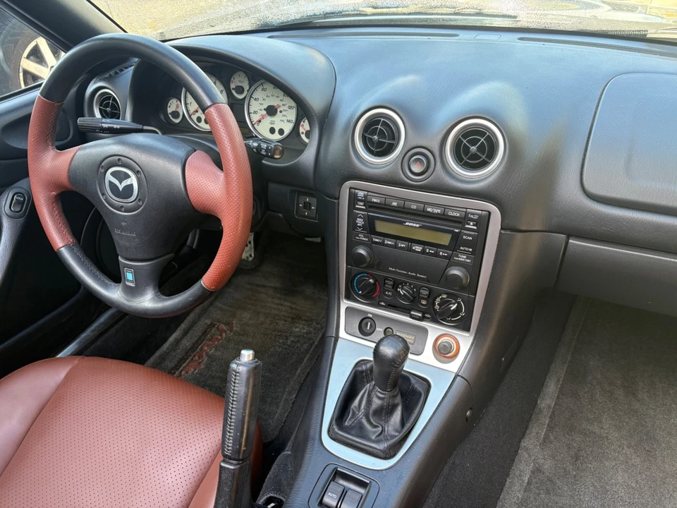 2002 Mazda NB MX-5 Miata - Image 18 of 21