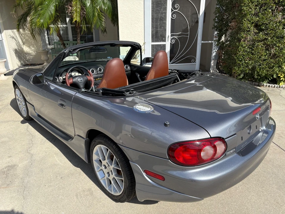 2002 Mazda NB MX-5 Miata - Image 9 of 21