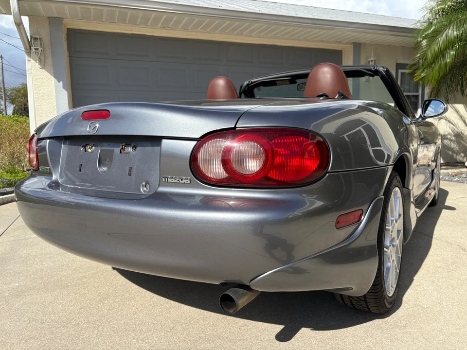 2002 Mazda NB MX-5 Miata - Image 12 of 21