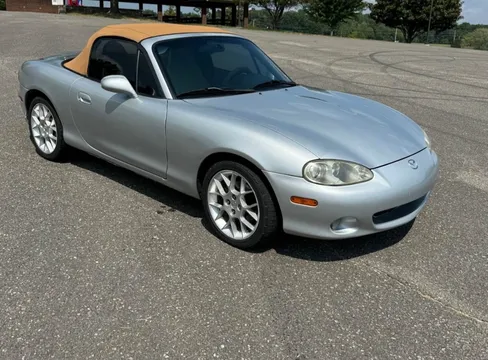 2002 Mazda MX-5 Miata SE