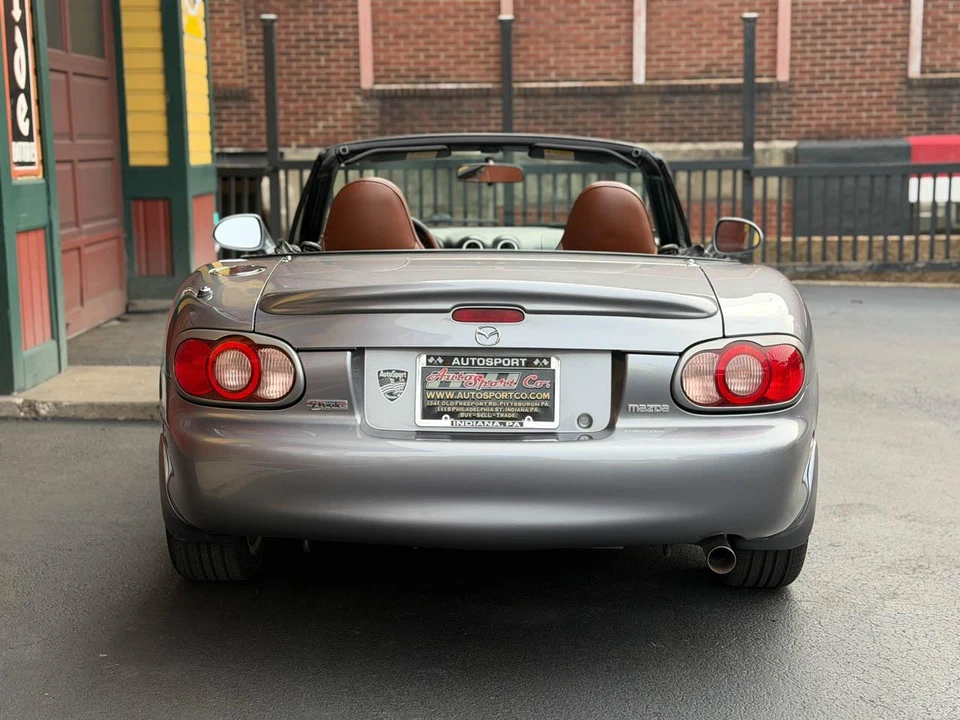 2002 Mazda NB MX-5 Miata - Image 12 of 31