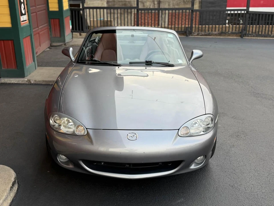 2002 Mazda NB MX-5 Miata - Image 18 of 31