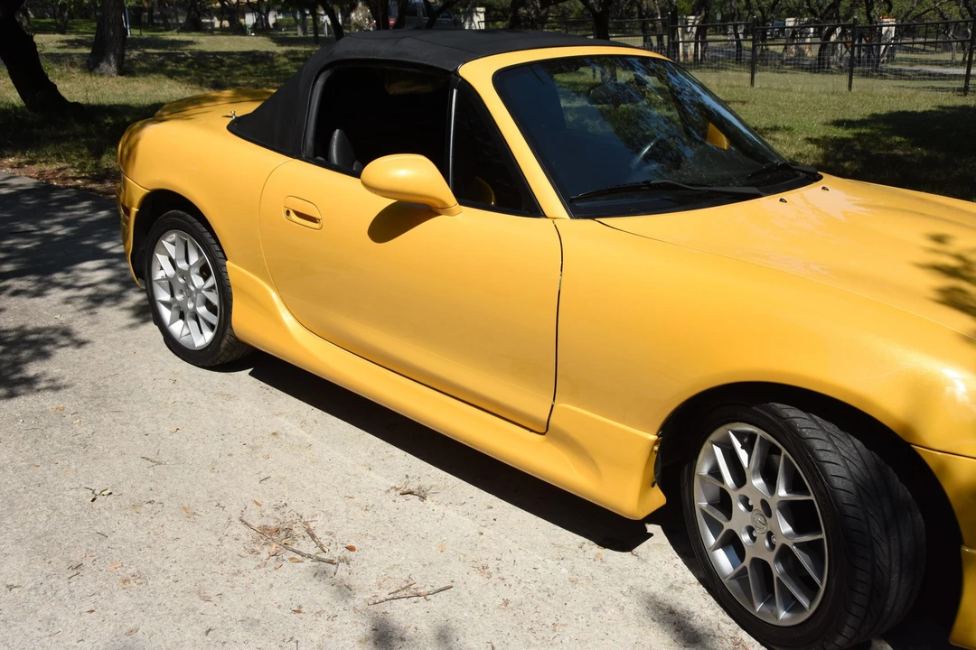 2002 Mazda NB MX-5 Miata - Image 11 of 31