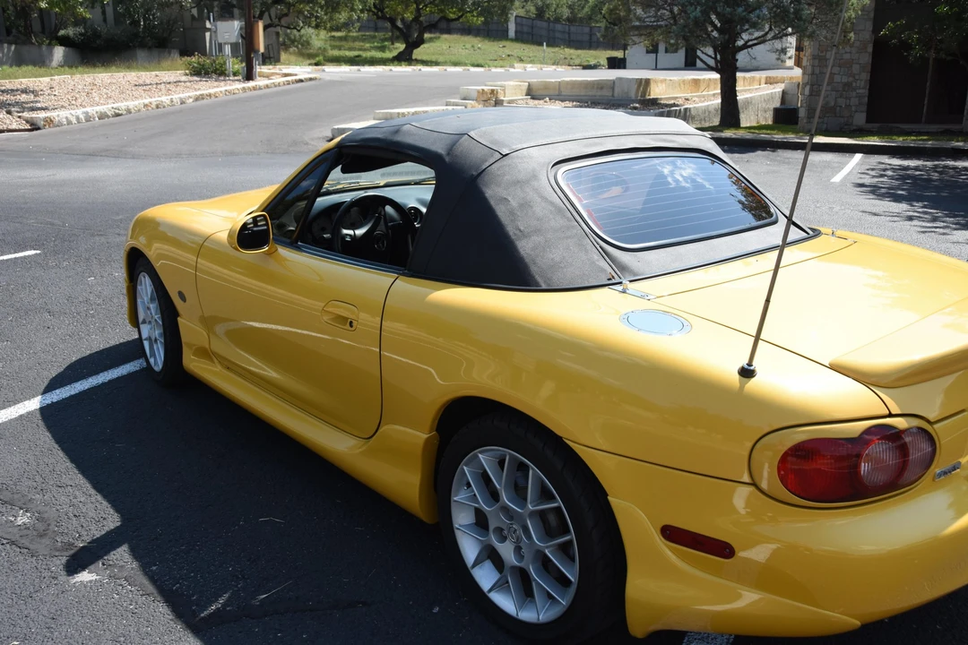 2002 Mazda NB MX-5 Miata - Image 24 of 31