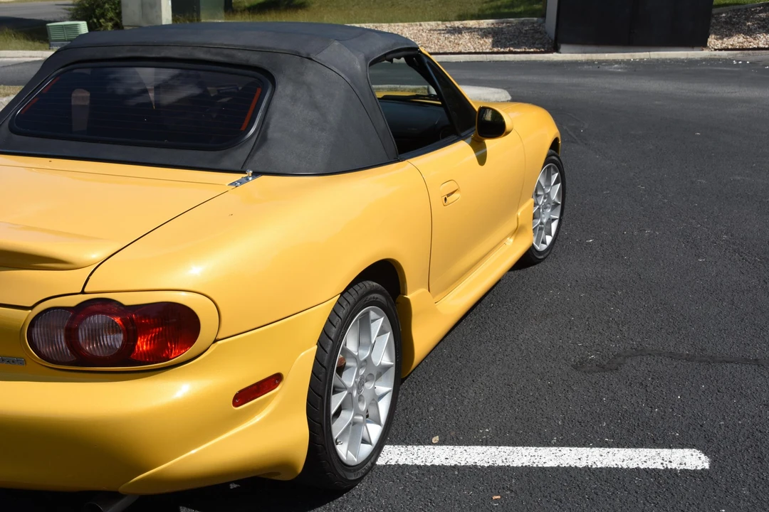 2002 Mazda NB MX-5 Miata - Image 21 of 31