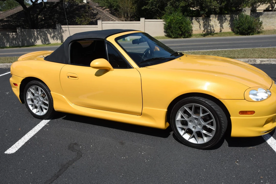2002 Mazda NB MX-5 Miata - Image 14 of 31