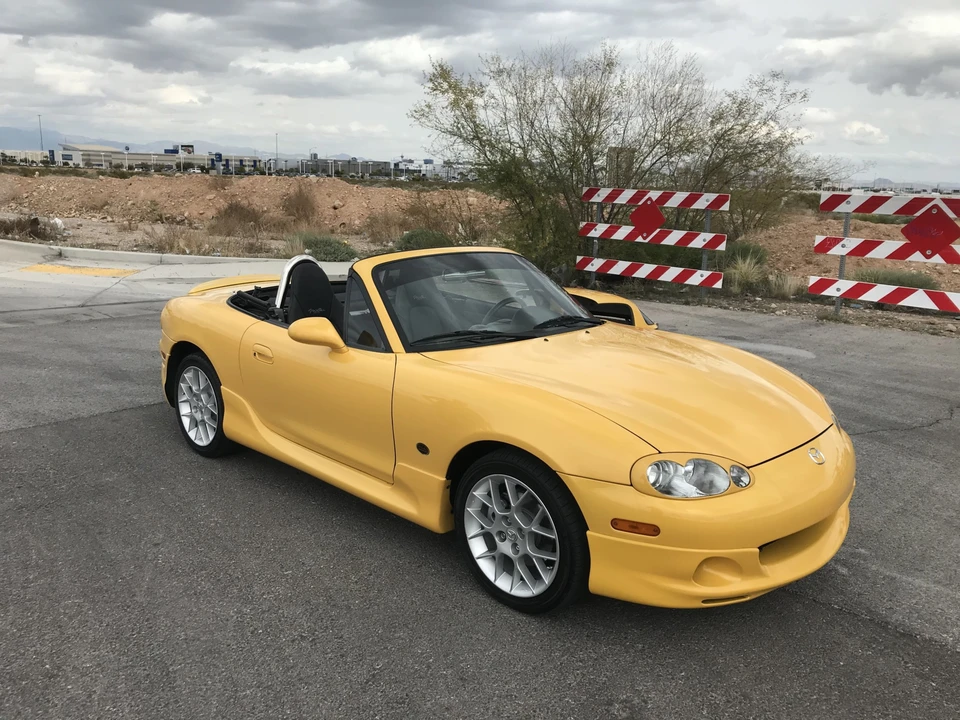 2002 Mazda NB MX-5 Miata - Image 19 of 31