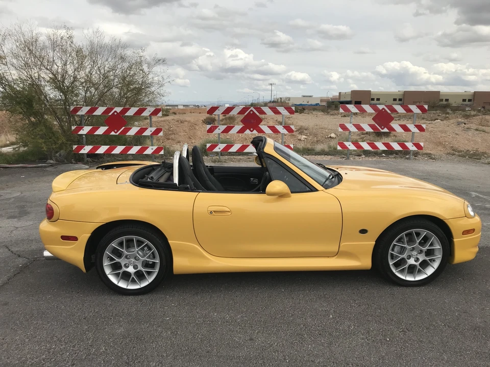 2002 Mazda NB MX-5 Miata - Image 20 of 31