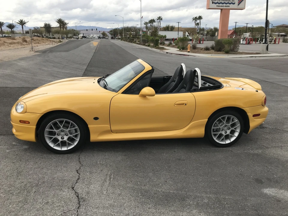2002 Mazda NB MX-5 Miata - Image 24 of 31