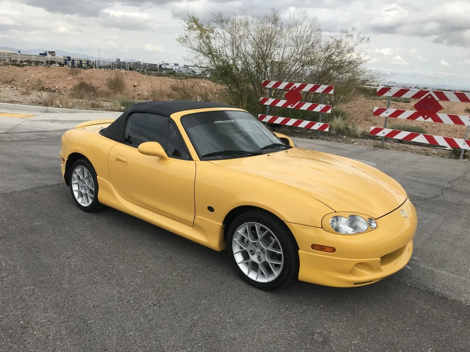 2002 Mazda NB MX-5 Miata - Image 11 of 31