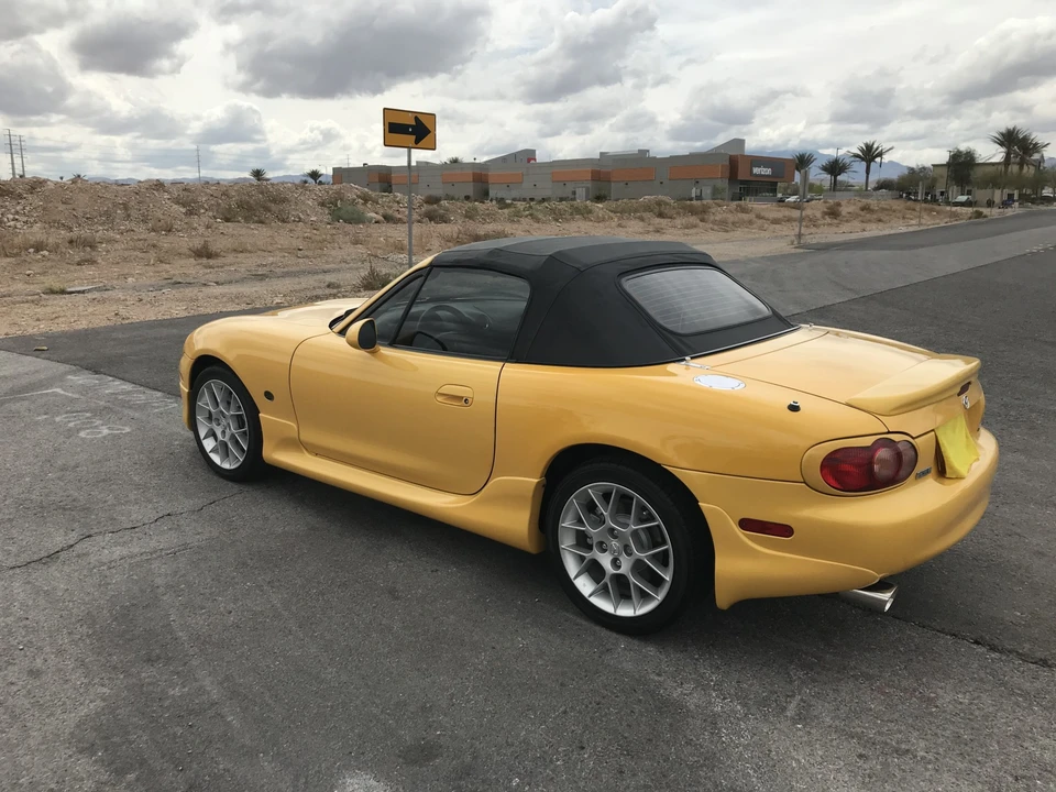 2002 Mazda NB MX-5 Miata - Image 15 of 31