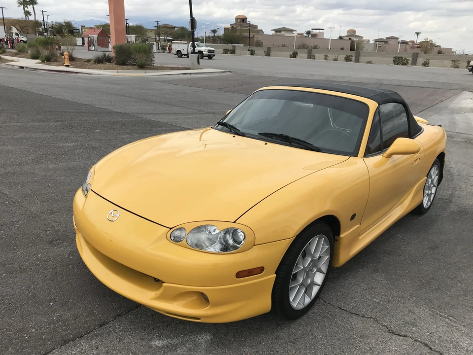 2002 Mazda NB MX-5 Miata - Image 17 of 31