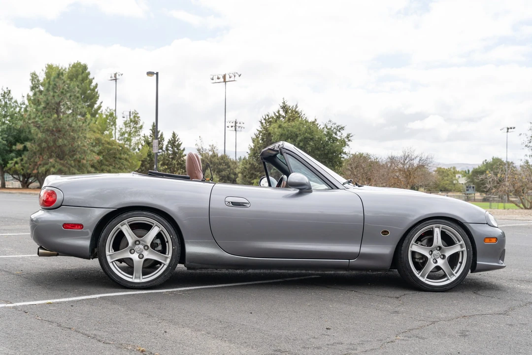2002 Mazda NB MX-5 Miata - Image 4 of 31