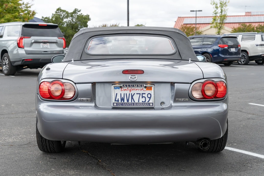 2002 Mazda NB MX-5 Miata - Image 26 of 31