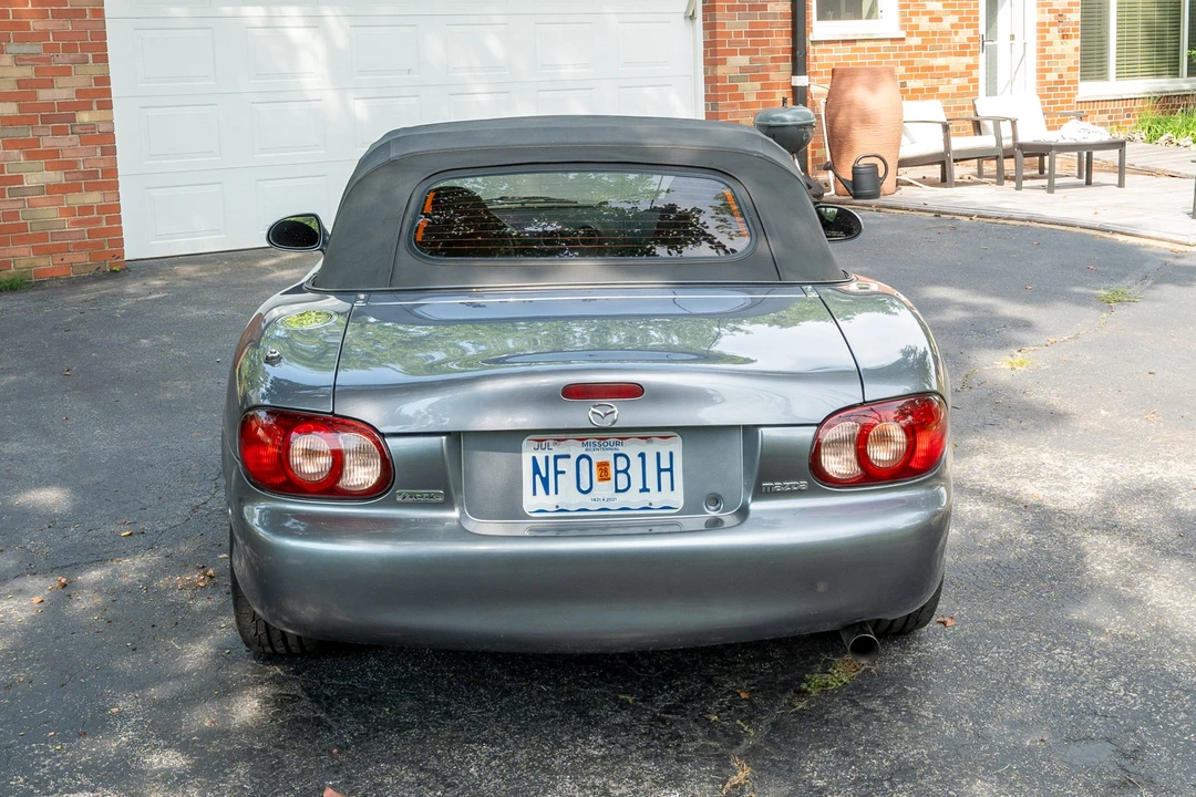 2002 Mazda NB MX-5 Miata - Image 14 of 31