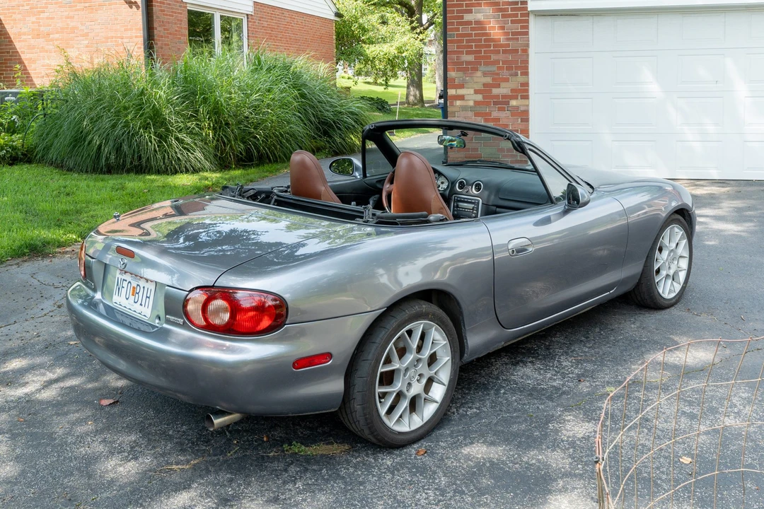 2002 Mazda NB MX-5 Miata - Image 6 of 31