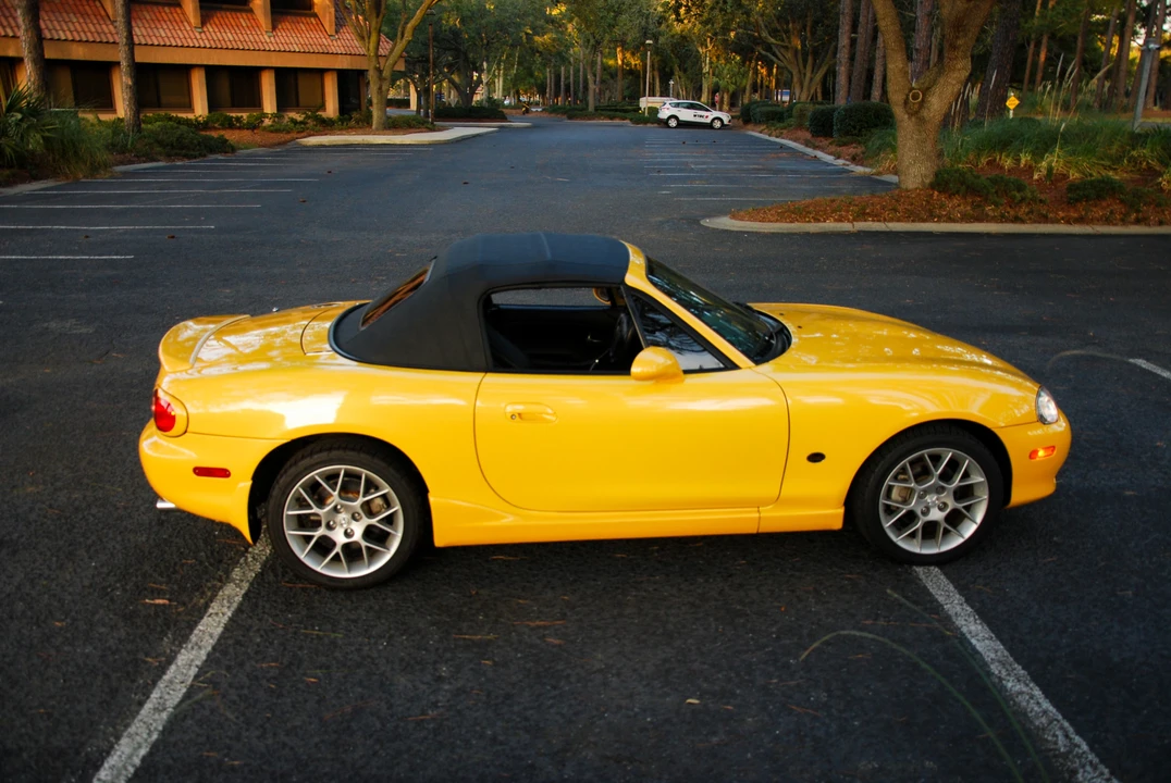2002 Mazda NB MX-5 Miata - Image 27 of 31
