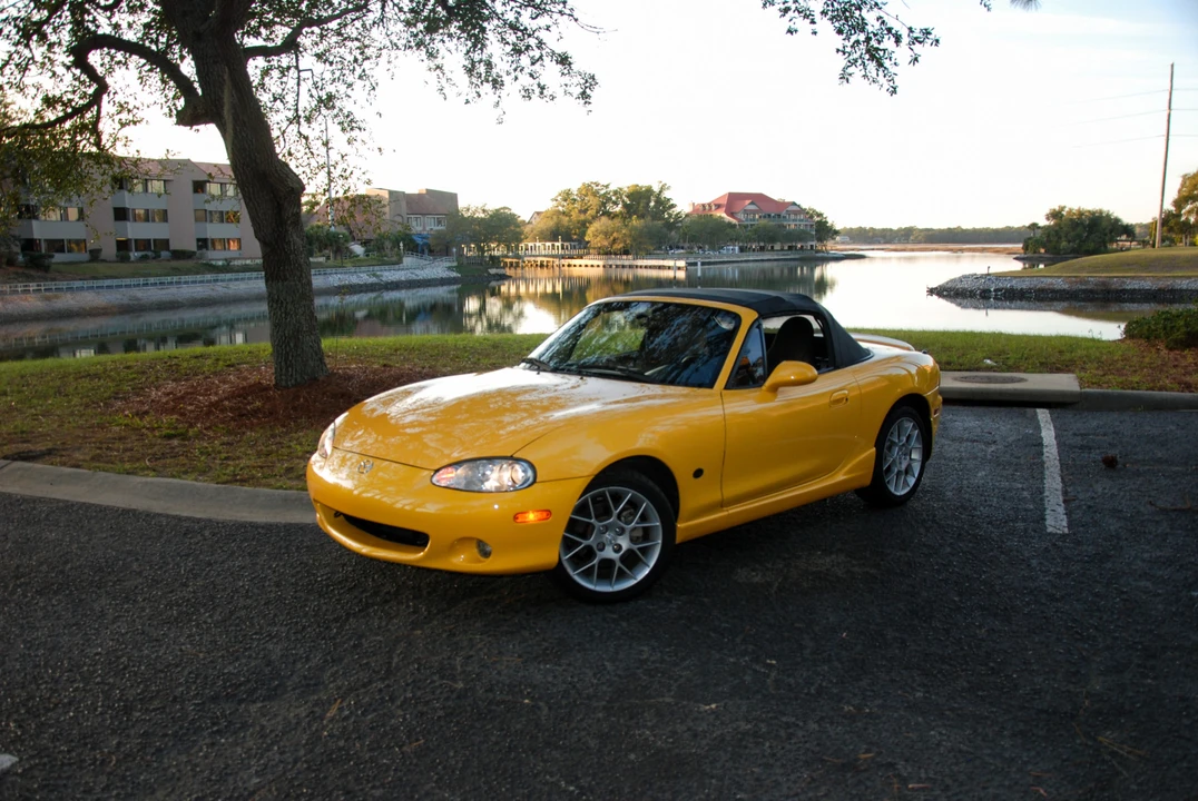 2002 Mazda NB MX-5 Miata - Image 6 of 31
