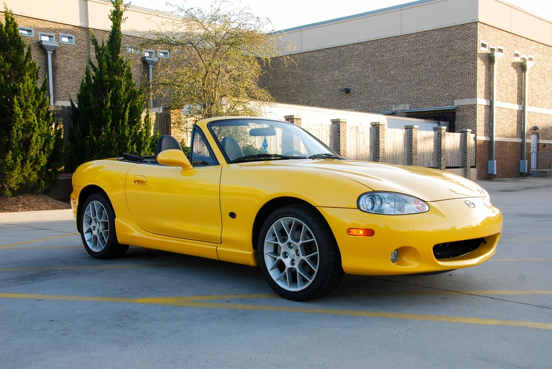 2002 Mazda NB MX-5 Miata - Image 25 of 31
