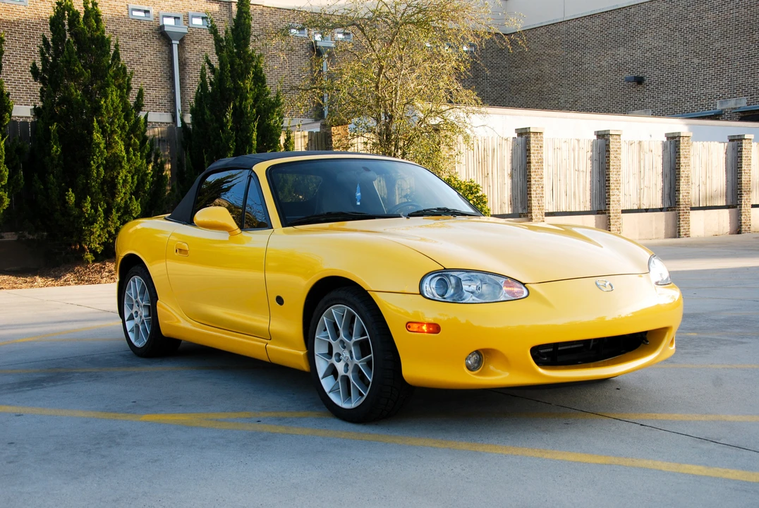 2002 Mazda NB MX-5 Miata - Image 24 of 31