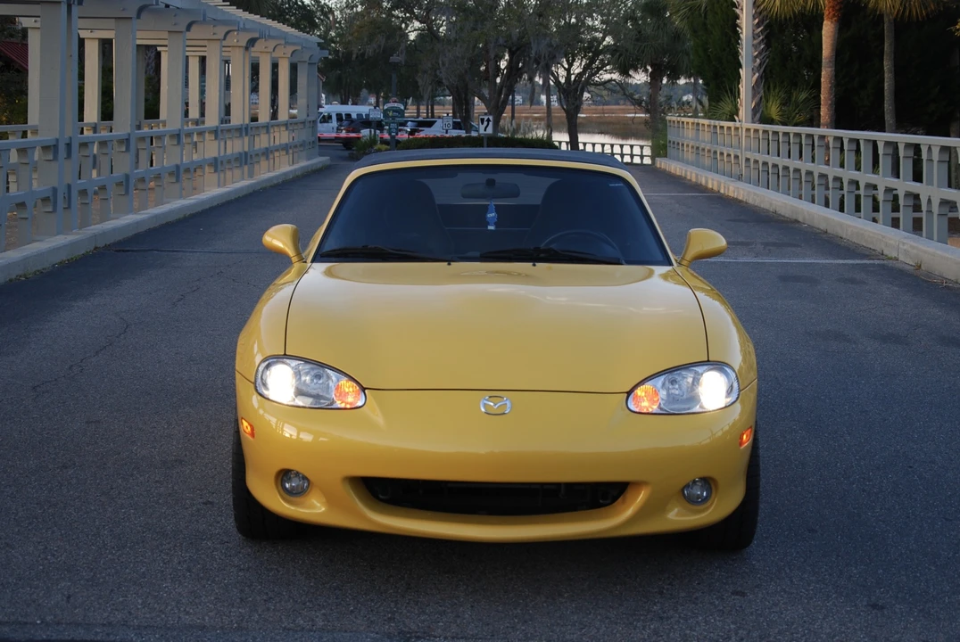2002 Mazda NB MX-5 Miata - Image 11 of 31