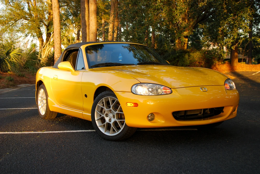 2002 Mazda NB MX-5 Miata - Image 19 of 31