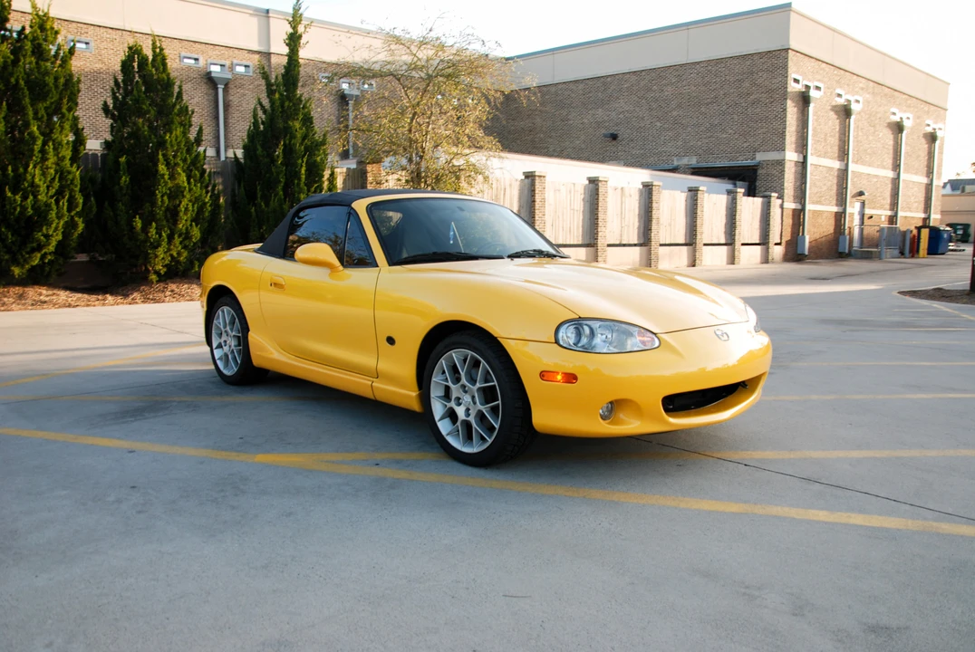 2002 Mazda NB MX-5 Miata - Image 23 of 31