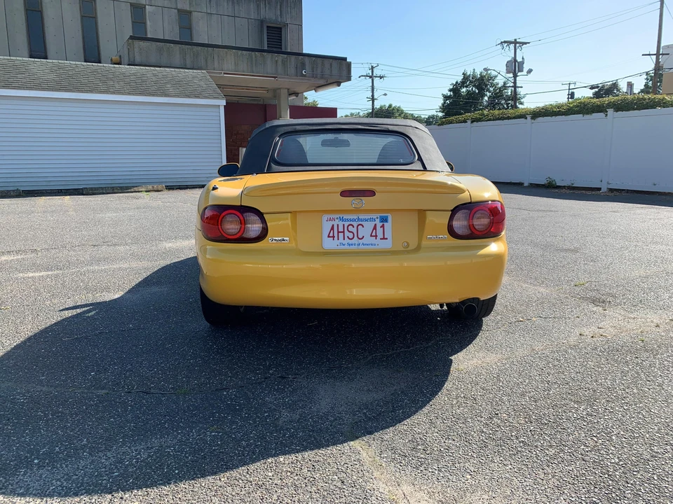 2002 Mazda NB MX-5 Miata - Image 22 of 31